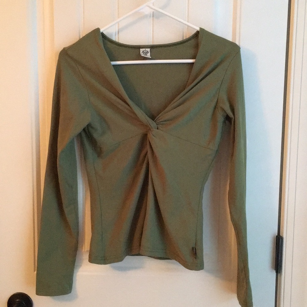 Green long sleeved PraNa shirt